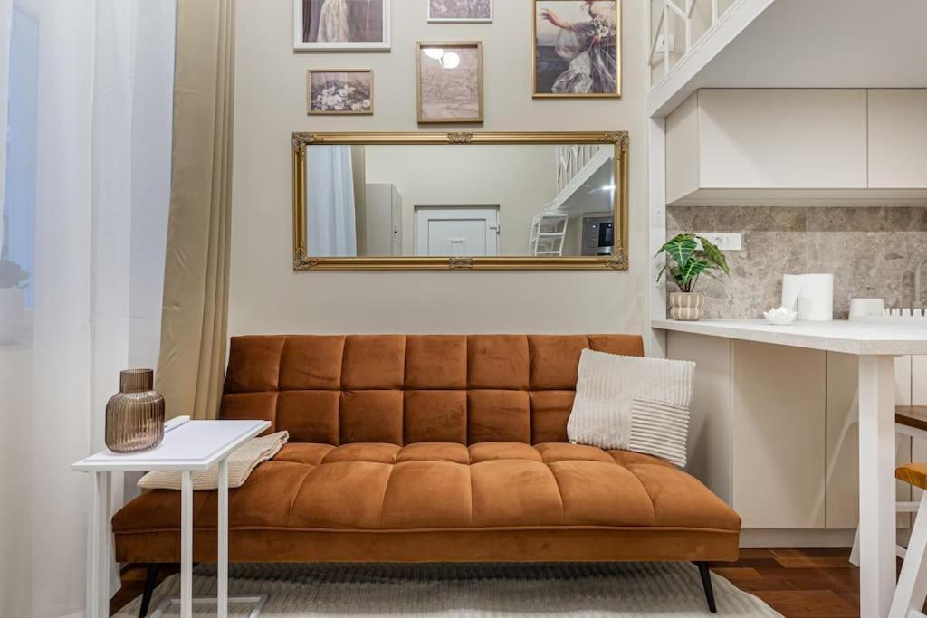 Nescaflat 3in1 First Apartamento *